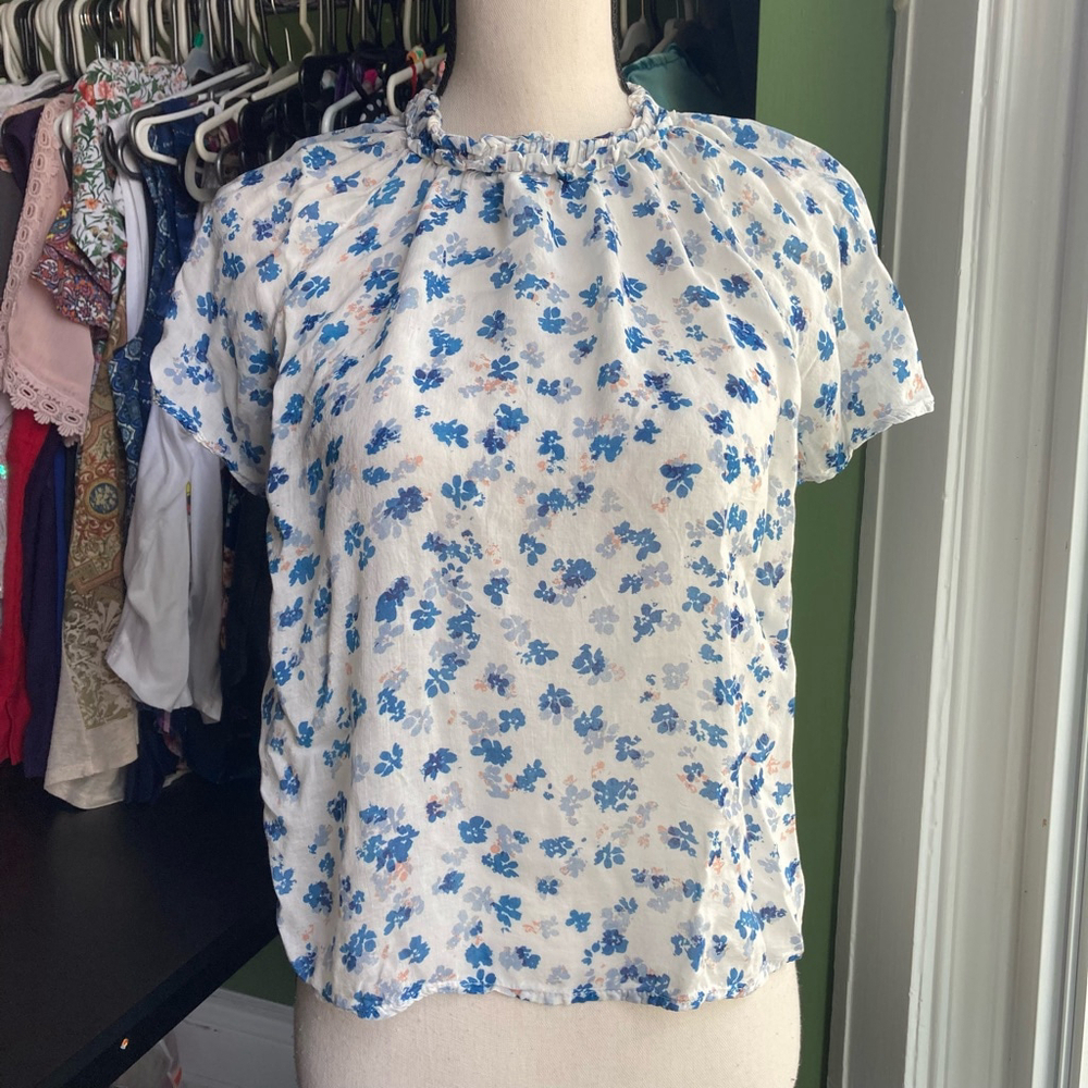 Women's Cloth & Stone Floral Blouse Size S White Blue